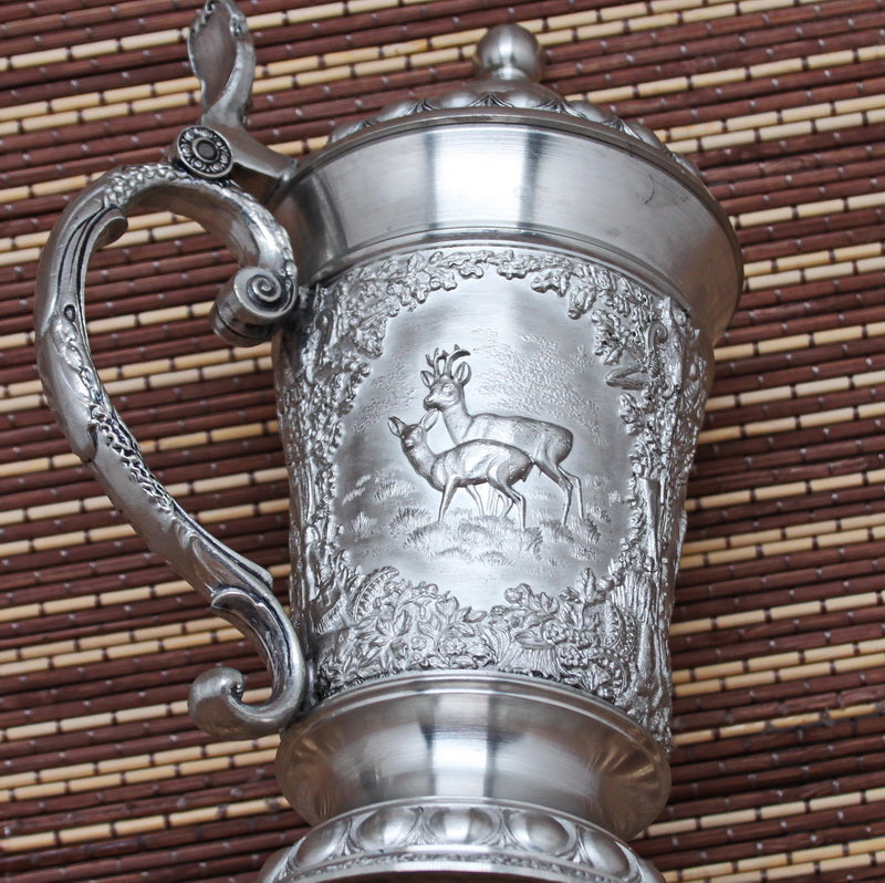 Vintage tin mug. Hunting